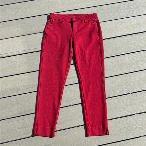 CAbi Ava Slim Ankle Trouser #3201 Rhubarb Red Maroon Pants Women's Size 2 - Picture 1 of 6